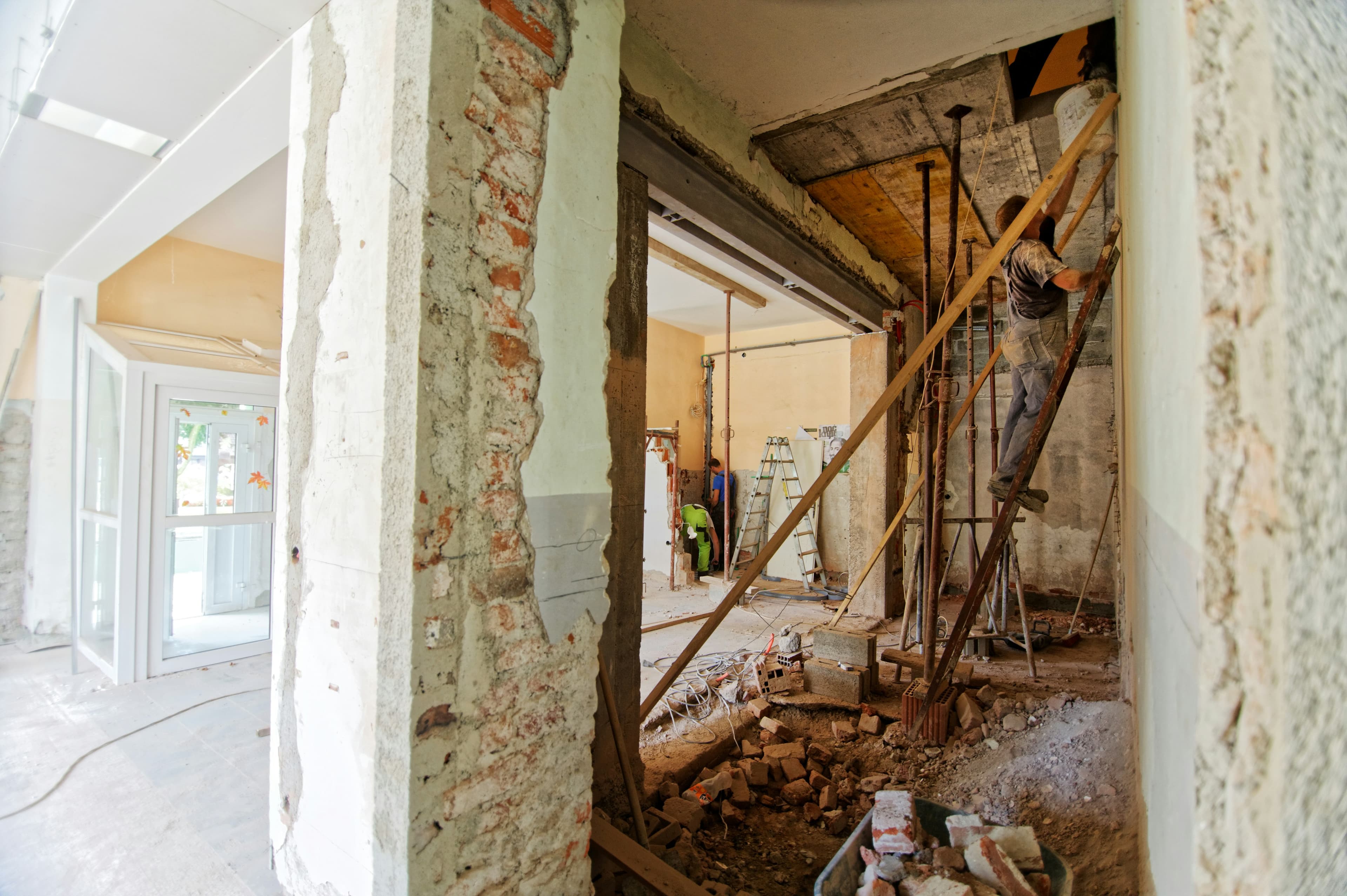 Top 5 Dubai Interior Refurbishment Trends for 2025 | ZAV Services